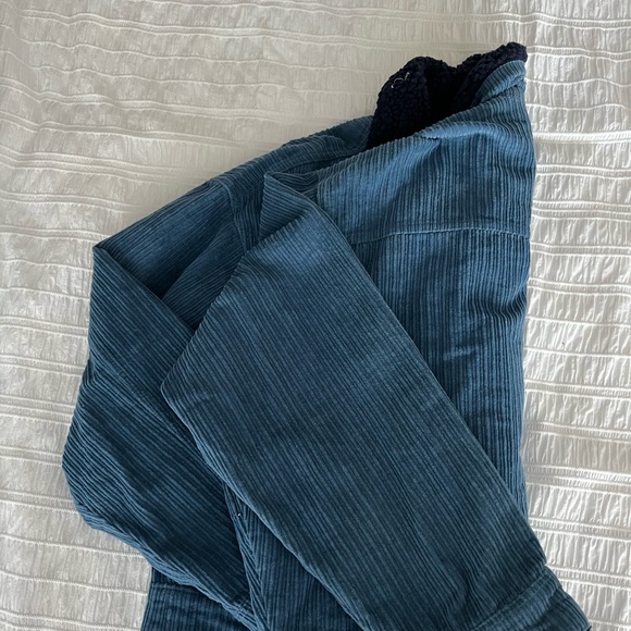 Cropped jacket.  Misguided.  New with tags - Picture 2 of 2